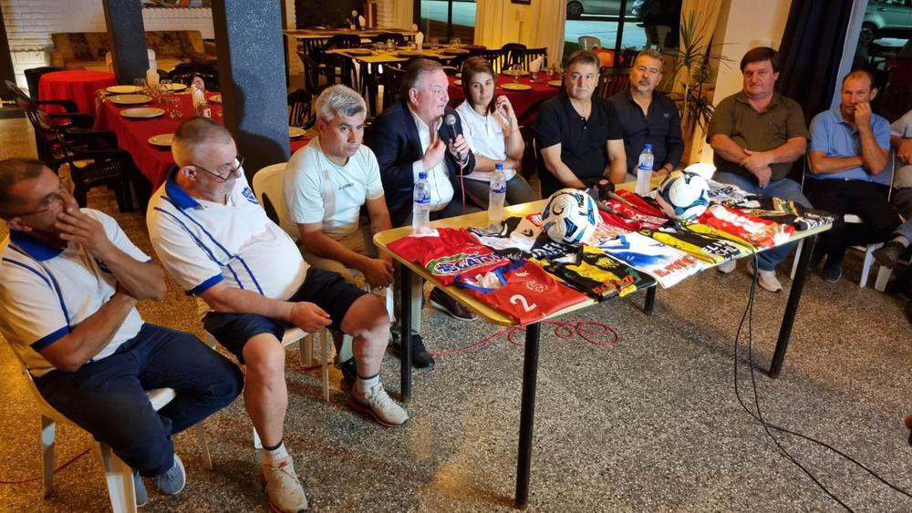 multimedia.normal.bf73df77cf32cadf.cHJlc2VudGFjaW9uLWNvcGEtMS1zY2FsZWRfbm9ybWFsLmpwZw==