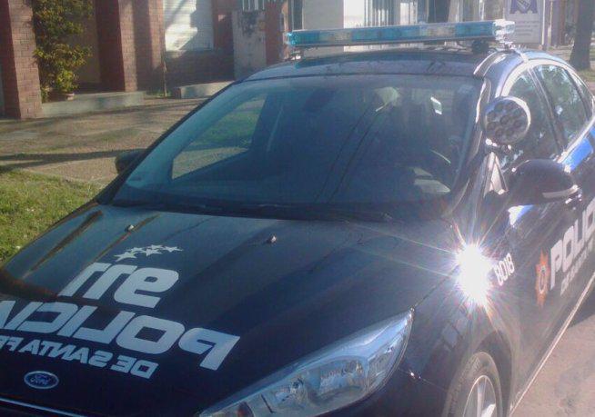 multimedia.normal.98d9fe3b28e48c22.MjI3MTEtcG9saWNpYTM1X25vcm1hbC5qcGc=