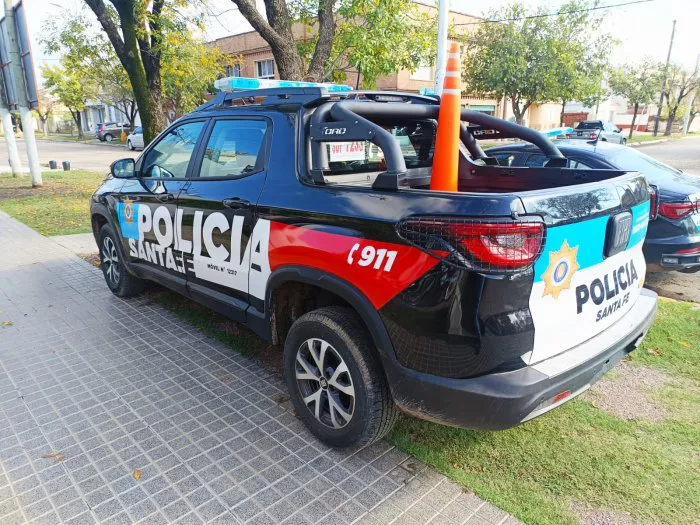 26623-movilpolicia-suardi