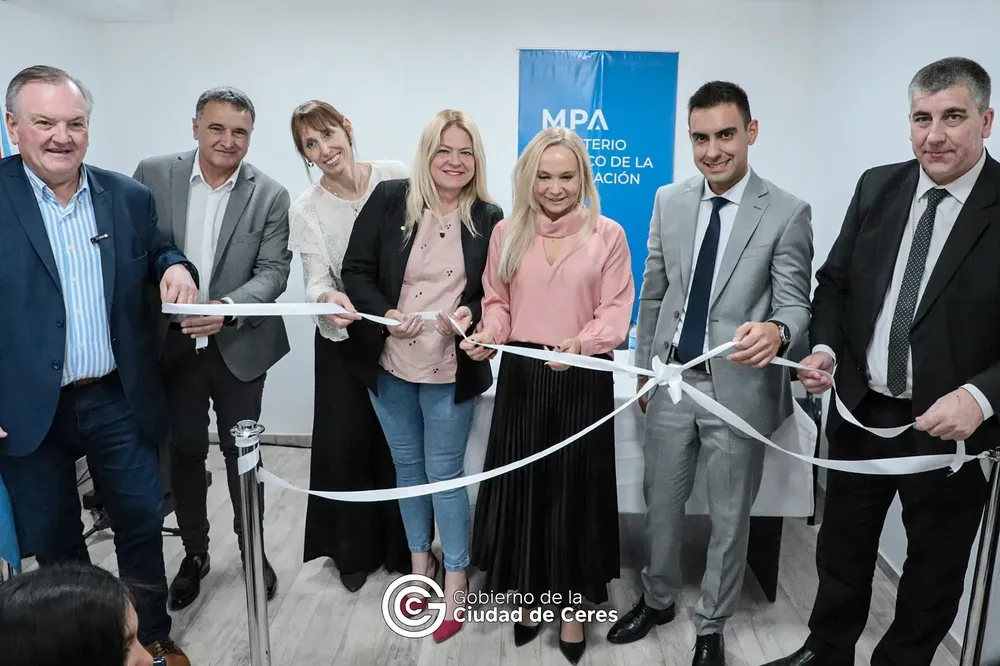 multimedia.grande.8a2e88925b0e3739.Z3JhbmRlLndlYnA=