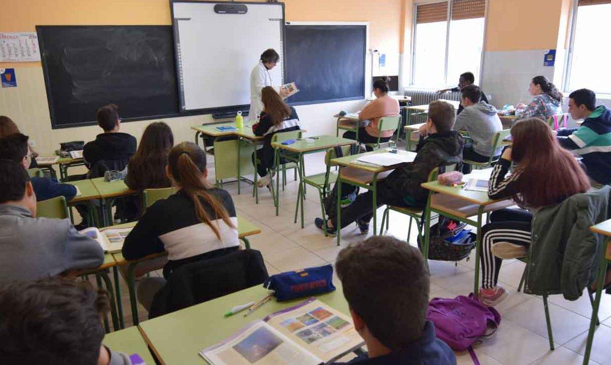 estudiantes-escuela-