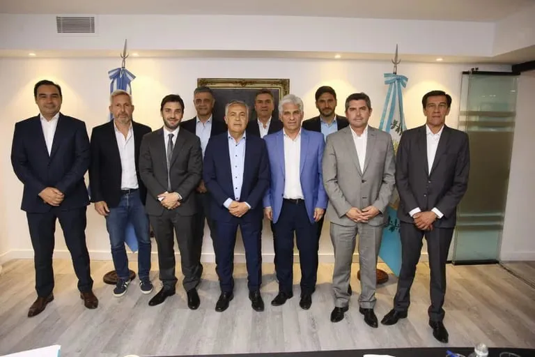 gobernadores-dialoguistas