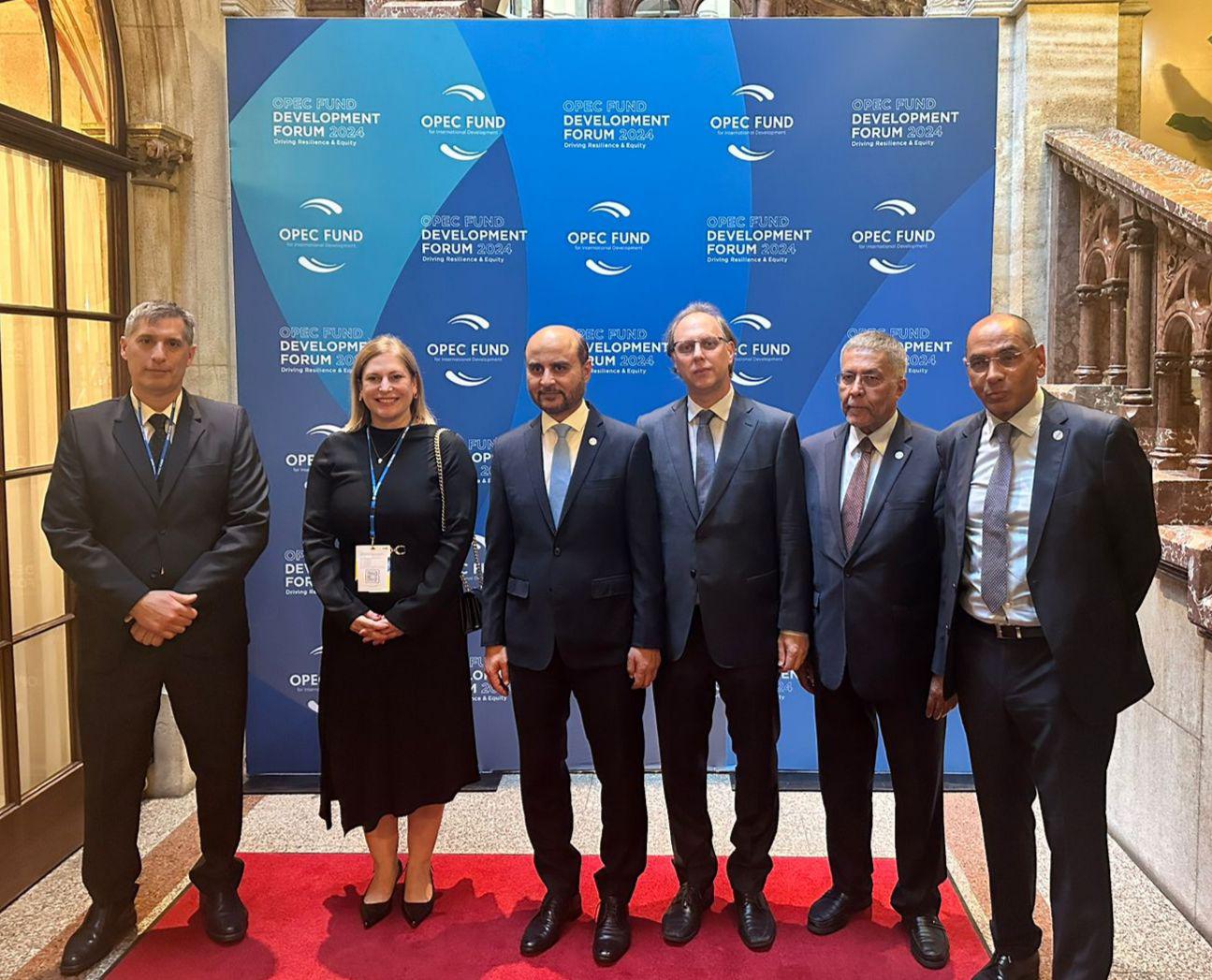 9a08d571-47b5-450a-8844-e3c1078e4891