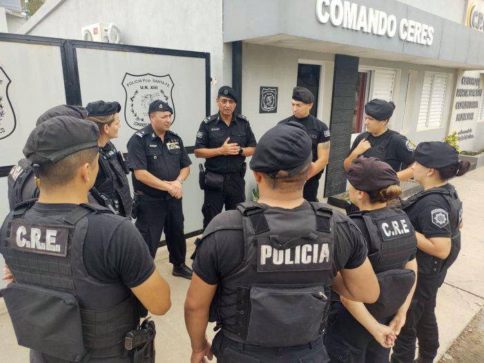 23321-policia-ceres