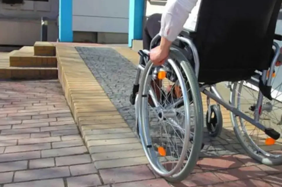 silla de ruedas pami