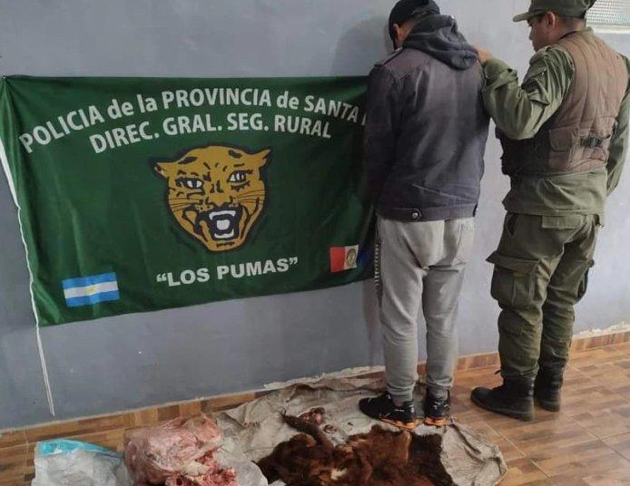 24252-guardialospumas-detenido