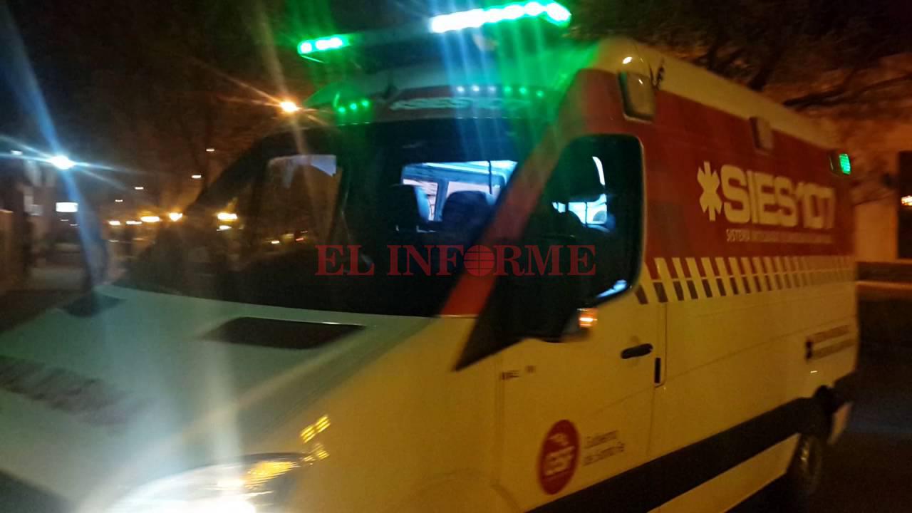 ambulancia noche