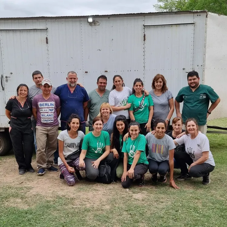 amigos-de-los-animales-1536x1536