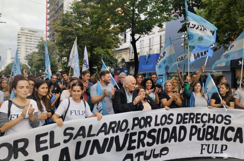 marcha-universitaria-828x548