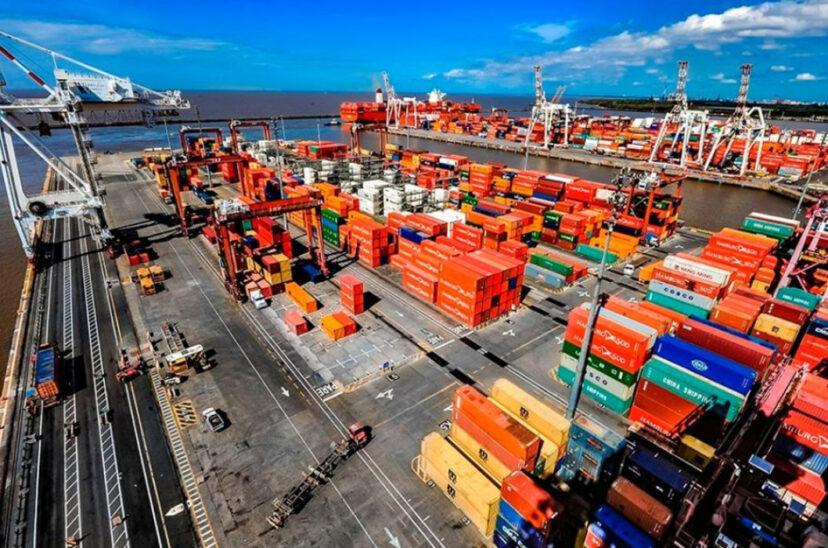 exportaciones-puerto-buenos-aires-cambio-de-rumbo-828x548