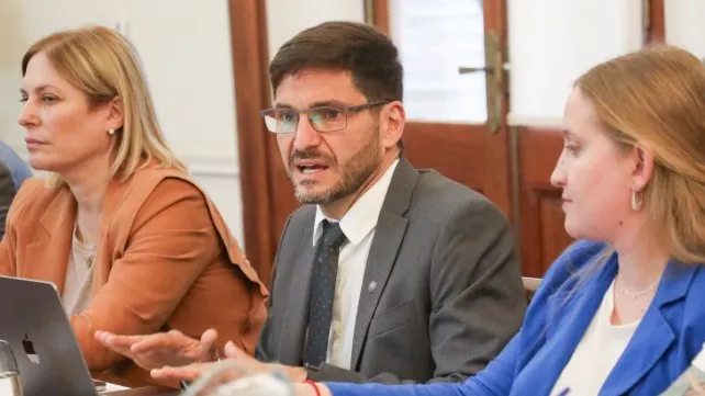 maximiliano-pullarojpg