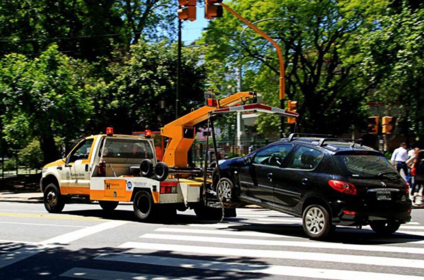 Gruas-seguros-828x548