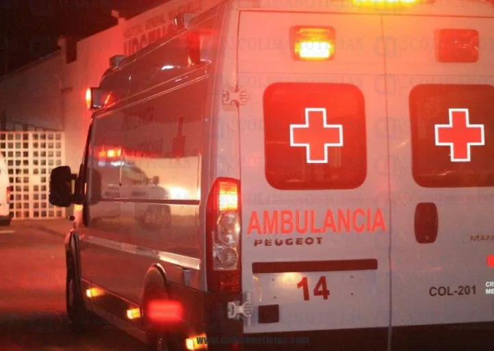 24996-ambulancia-noche1