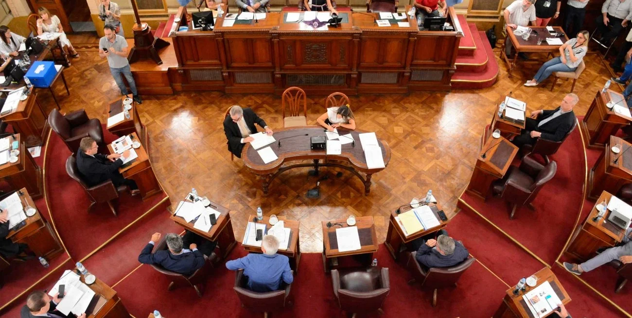 6LHo7V6A0_1300x655__1