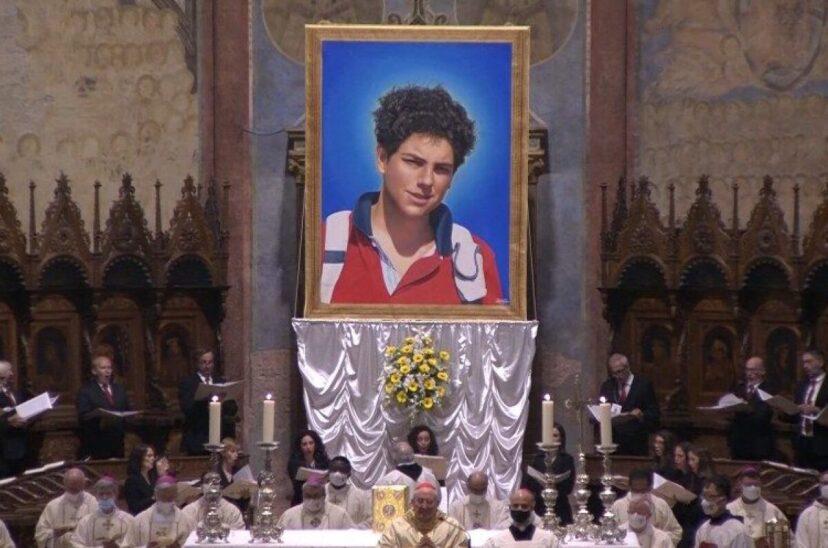 influencer-de-Dios-828x548