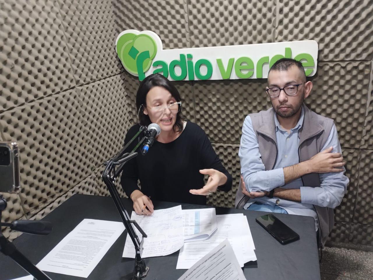 fcbef712-2dde-47b6-b66e-d14e1d1373f3