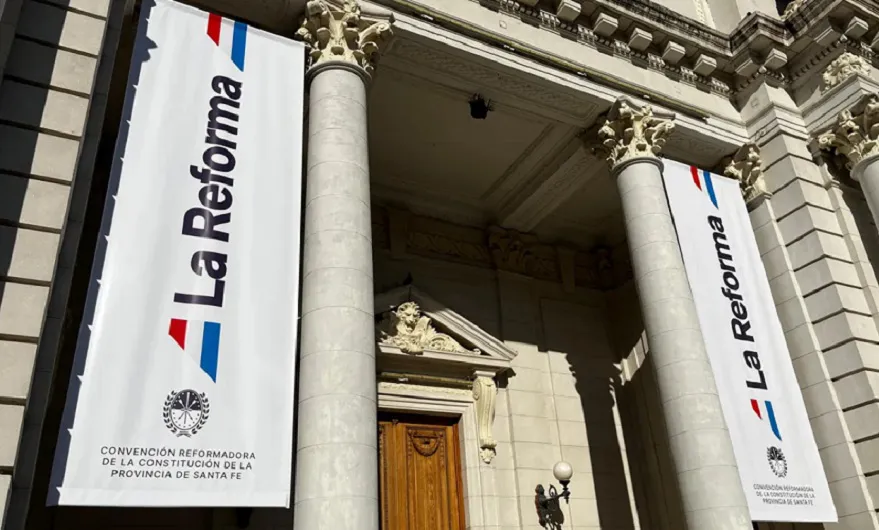 27142-Santa-Fe-reforma-su-Constitucion