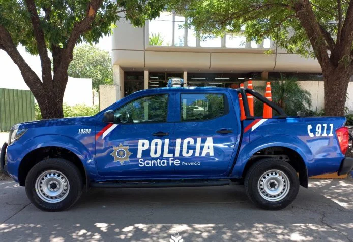 policia camioneta