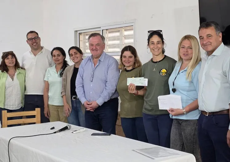 27817-michlig-escuela