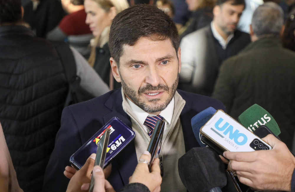 pullaro sobre universidades